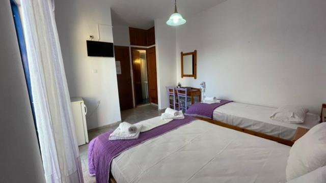 Blue Sky Apartment Palaiochora Luaran gambar