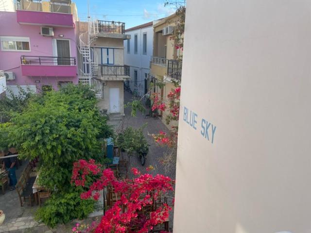 Blue Sky Apartment Palaiochora Luaran gambar