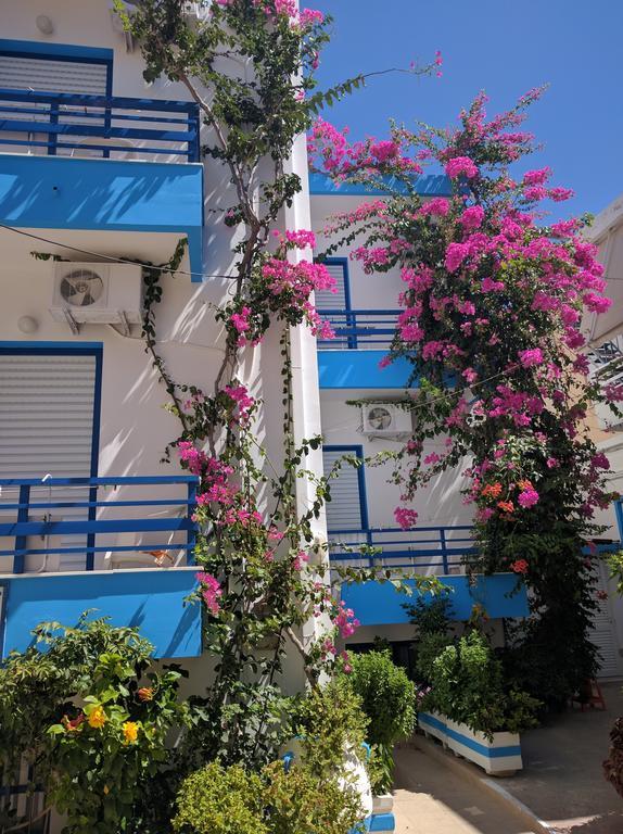 Blue Sky Apartment Palaiochora Luaran gambar